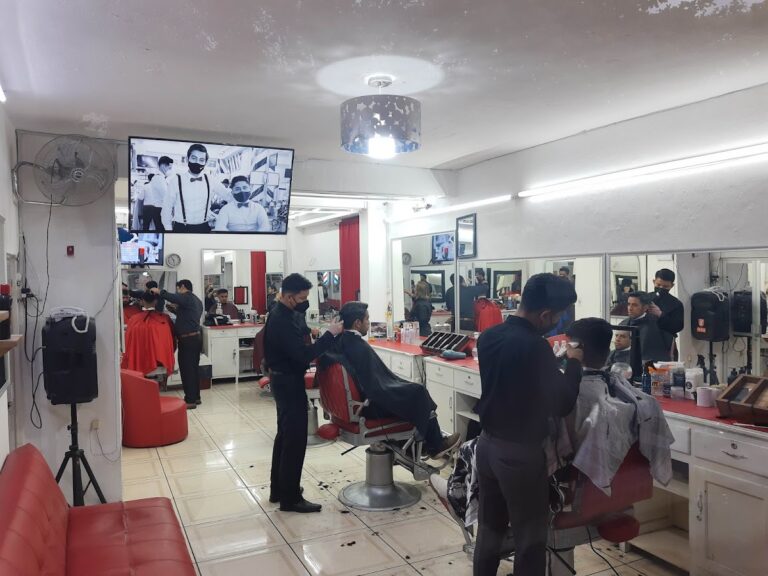 31037 barberia tinajero 768x576