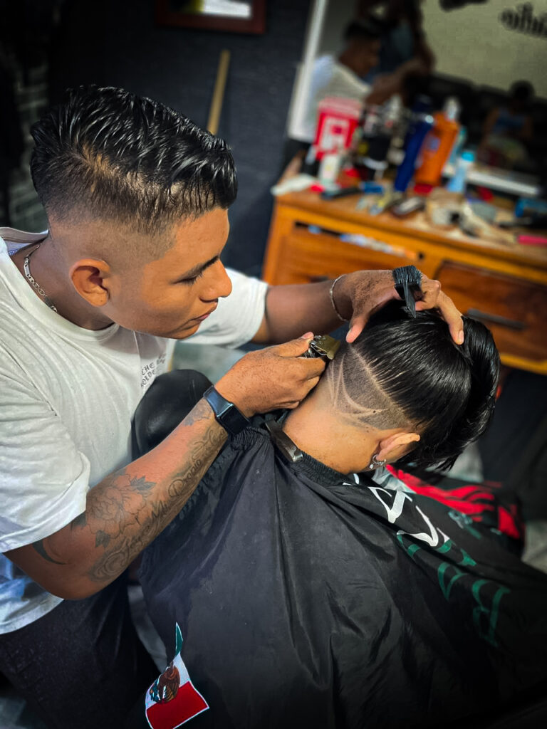 31295 barber crack studio 768x1024