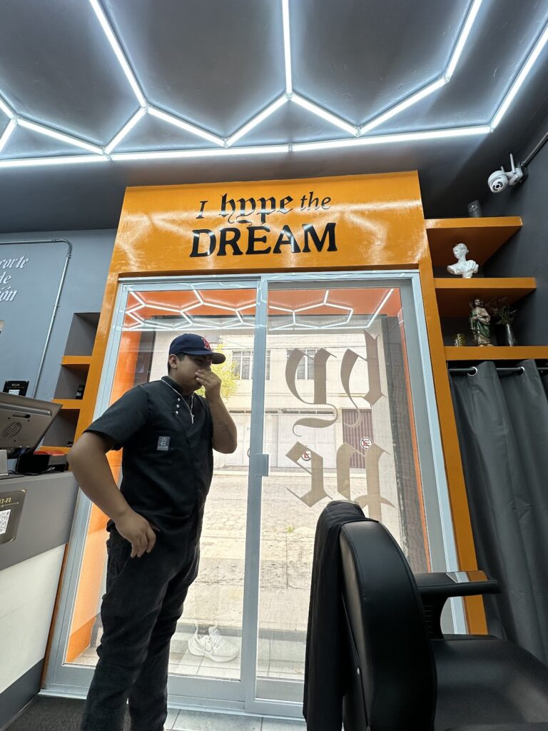 31315 hype barber sur 768x1024