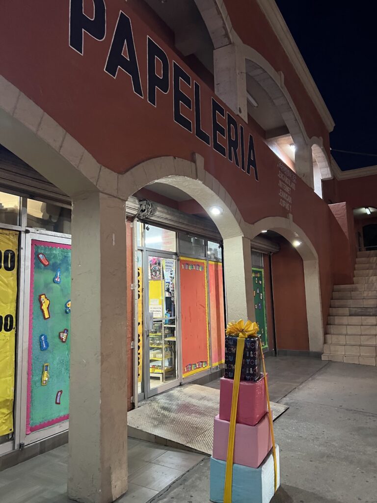 31496 papeleria roma 768x1024