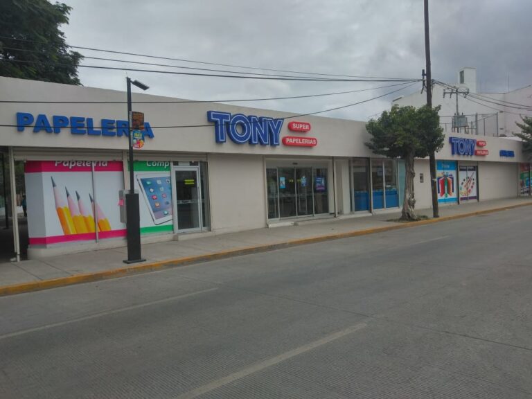 31648 tony superpapelerias 768x576