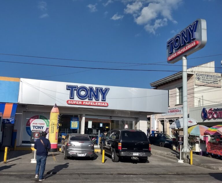 31764 tony superpapelerias 768x635