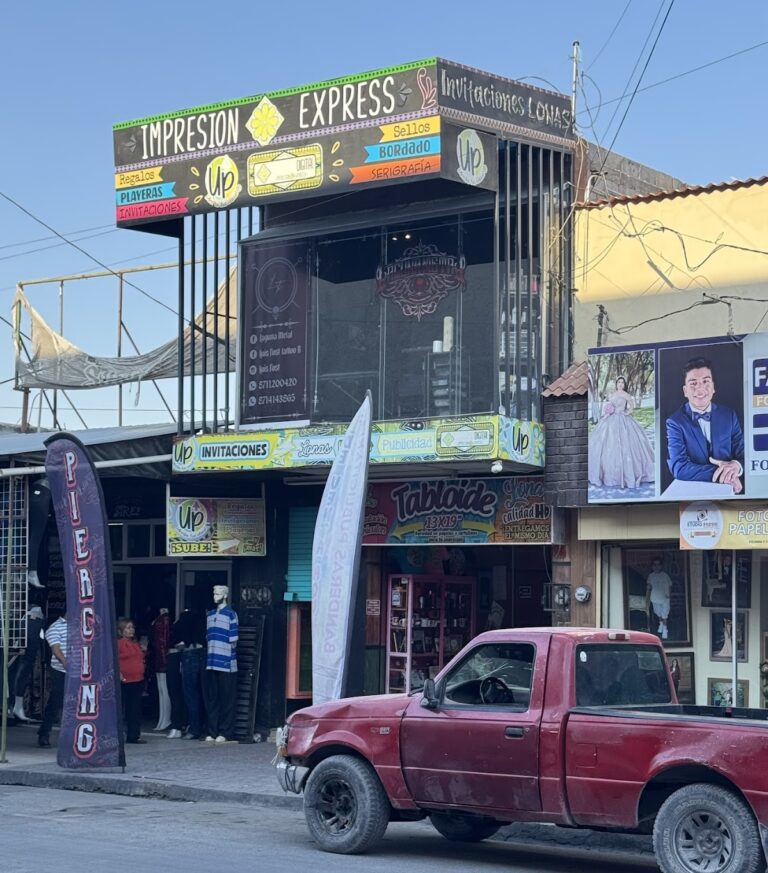 32634 mercado digital 768x873