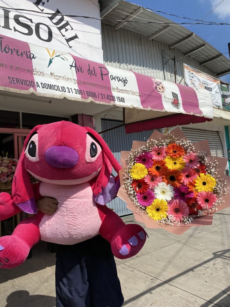 33166 floreria ave del paraiso 768x1024