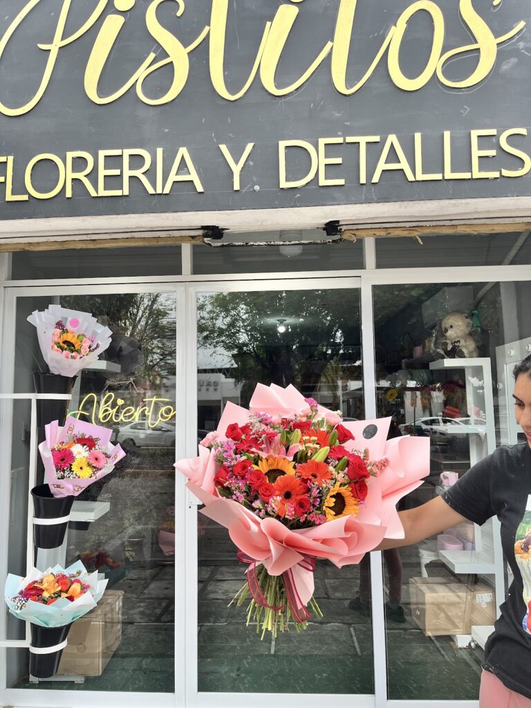 33182 floreria pistilos 768x1024