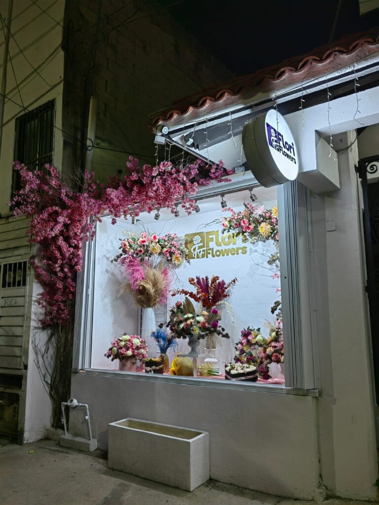 33412 flori flowers playa del carmen 768x1024