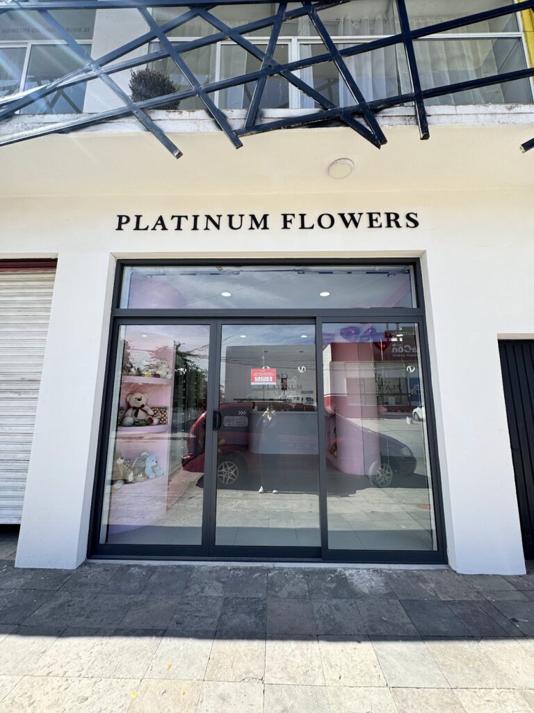 33418 floreria platinum flowers mazatlan 768x1024