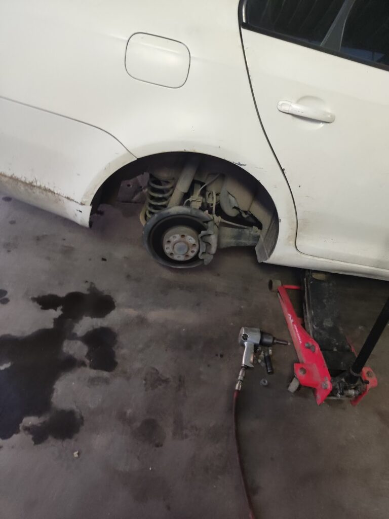 34042 llantera papagayo 768x1024