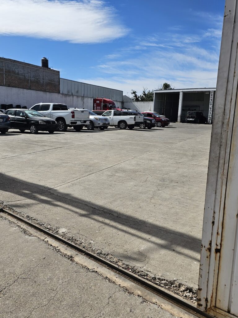 34185 llantas y servicios soto michellin 768x1024