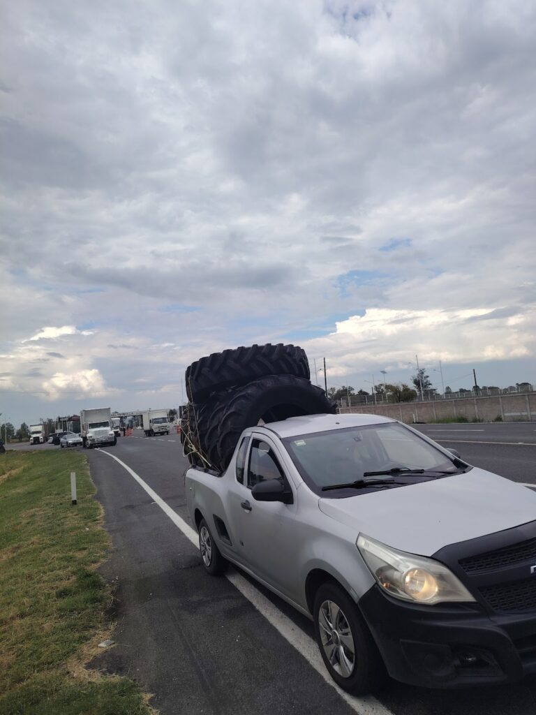 34270 llantera agricola e industrial morelia 768x1024