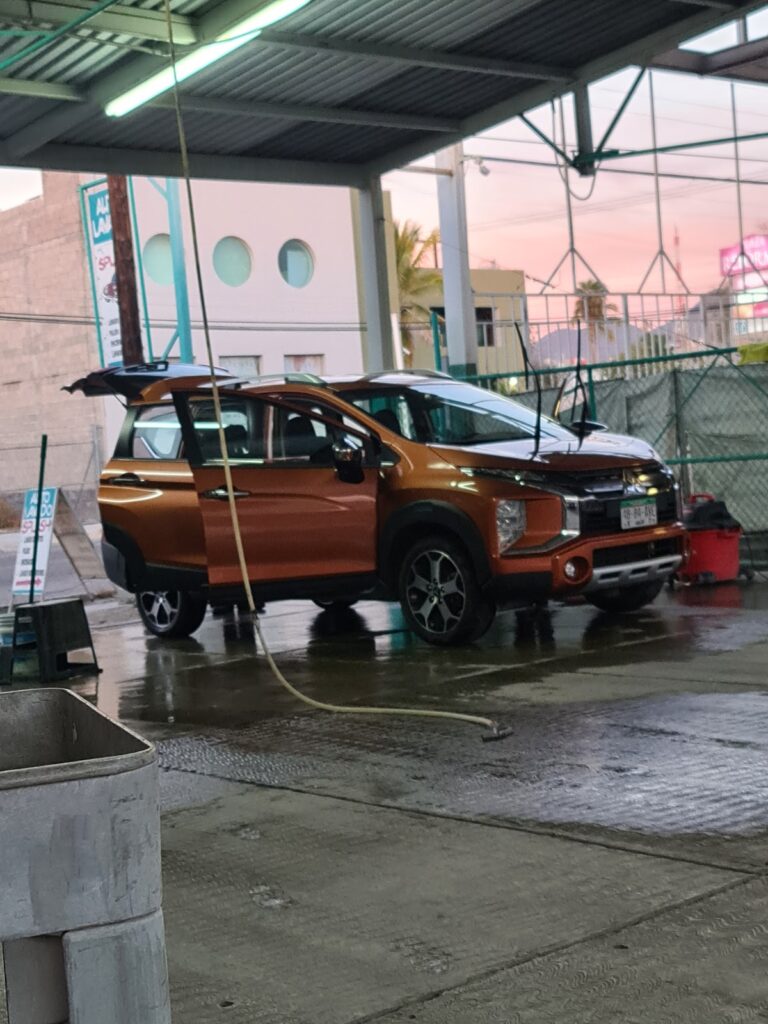 34582 auto lavado splash 768x1024