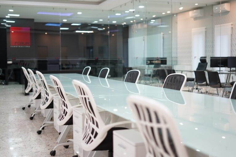 3462 forum constructora 768x512