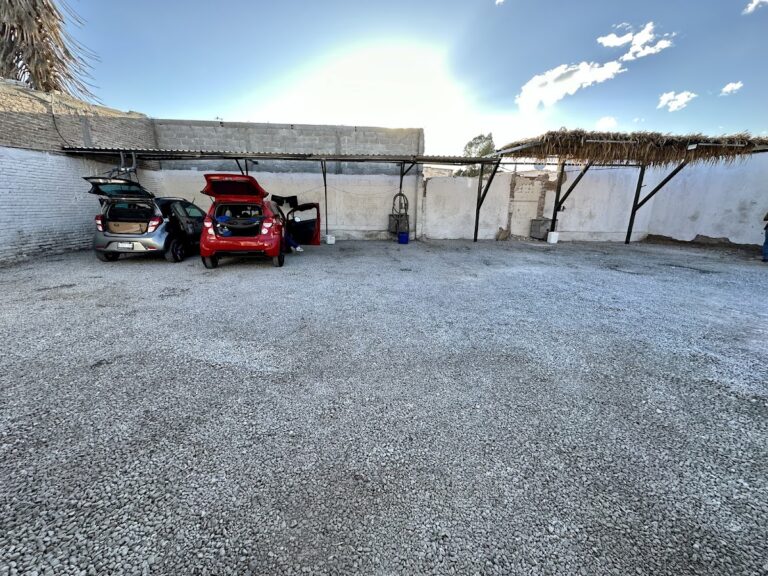 34673 d luxe car wash 768x576