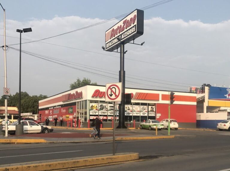 35220 refaccionaria autozone 768x573