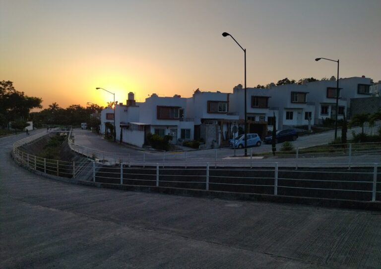 36046 valle alto residencial poza rica 768x543