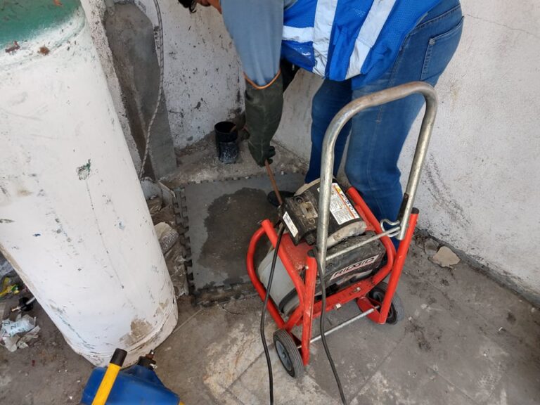 361 zap plomeros en tijuana 768x576