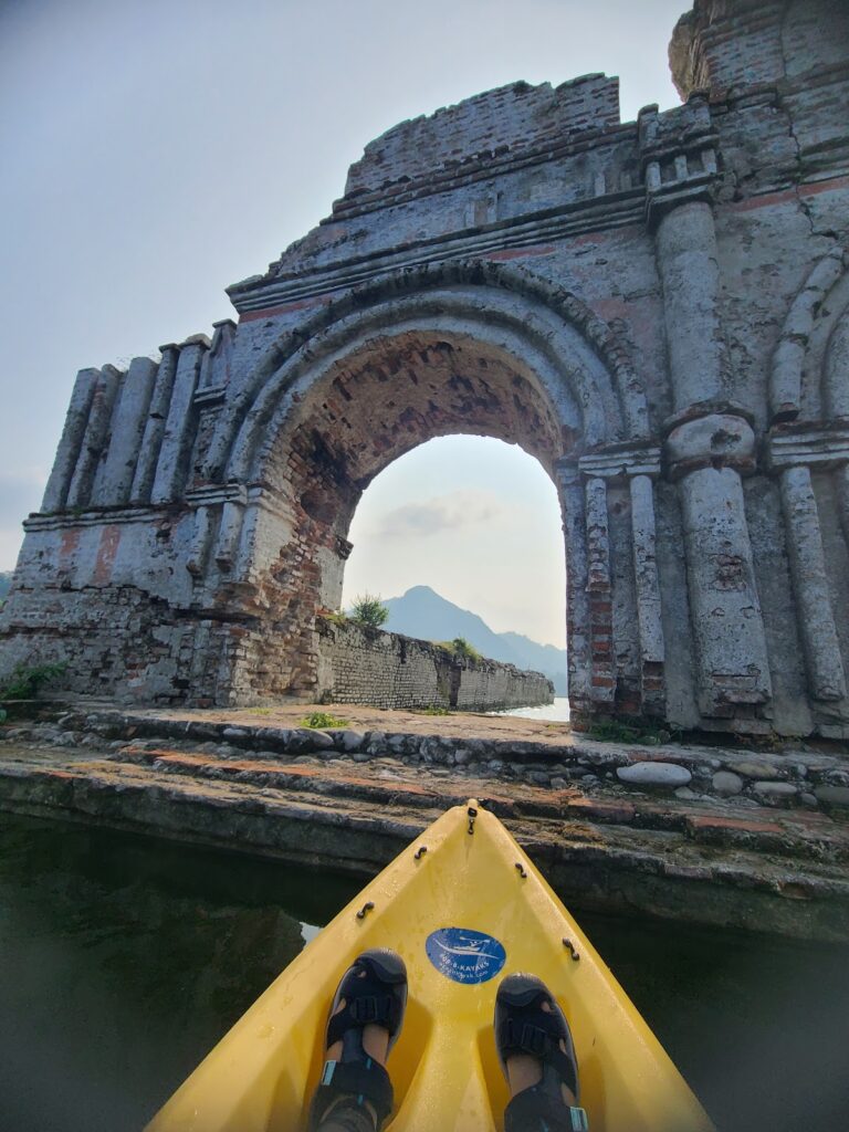 37543 mochileros en chiapas 768x1024