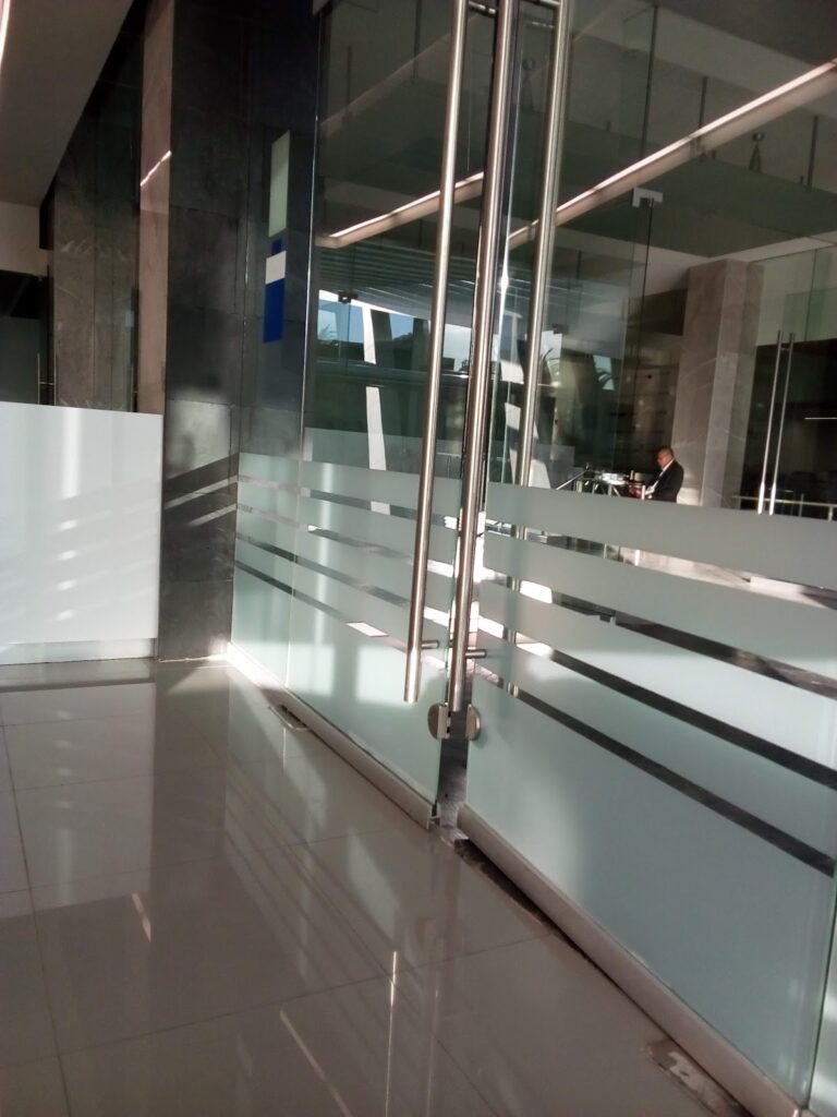 38127 axa seguros y fianzas 768x1024