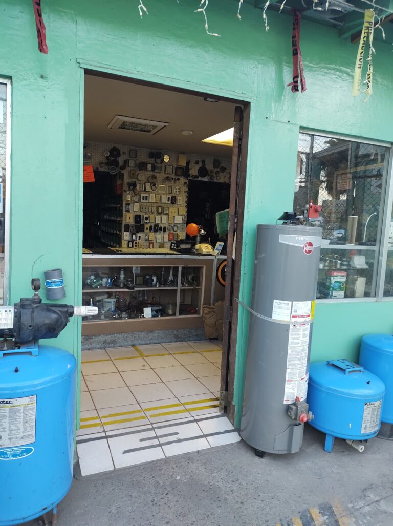 394 grupo de tecnicos en plomeria y electricidad espinoza hermanos 768x1027