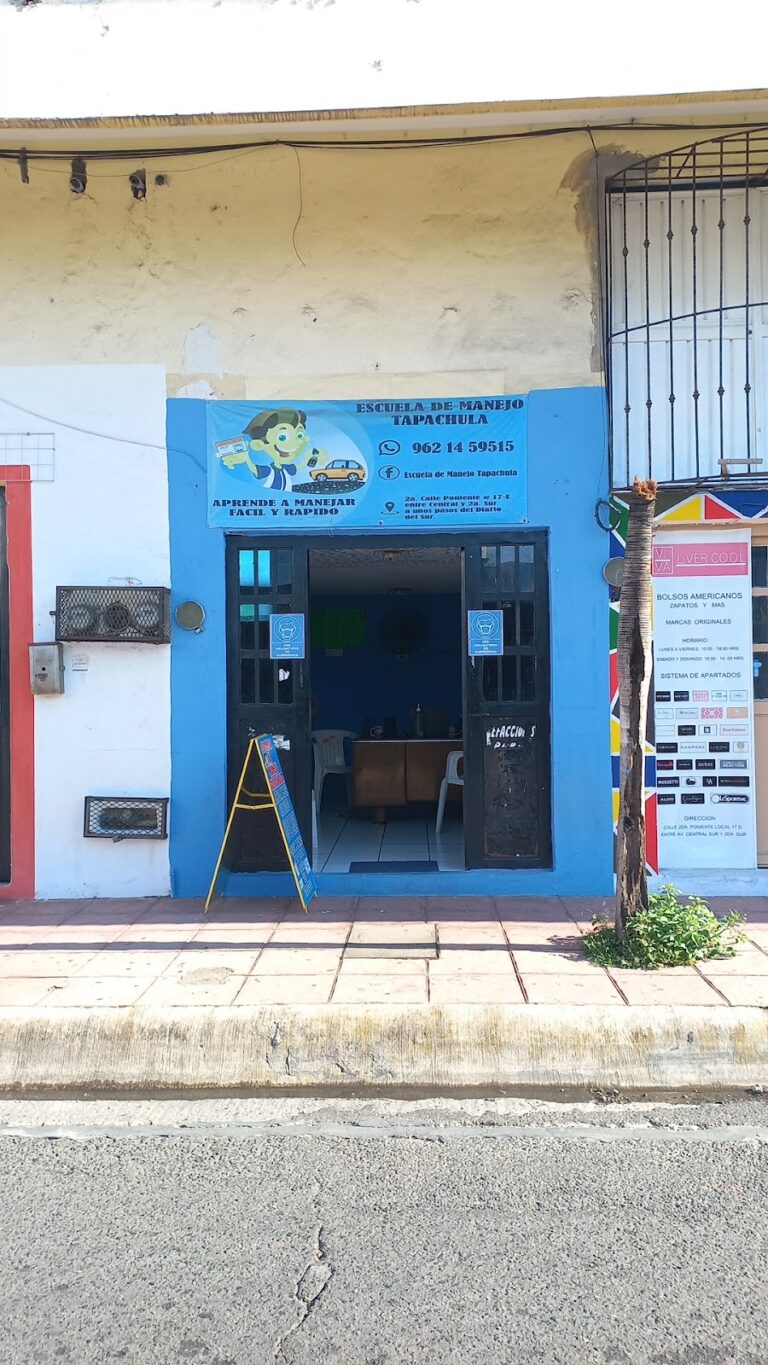 39951 escuela de manejo tapachula 768x1365