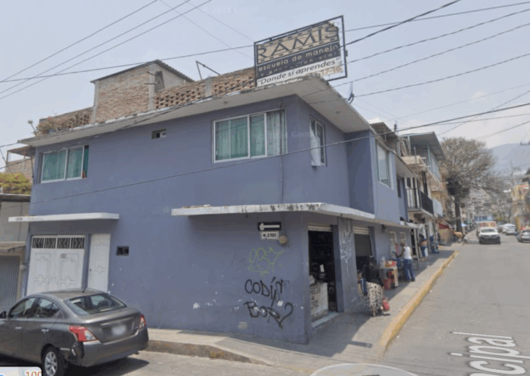 40052 escuela de manejo guerrero 768x545