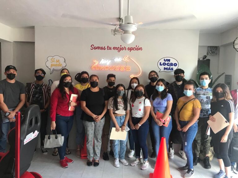 40190 escuela de manejo chetumal 768x576