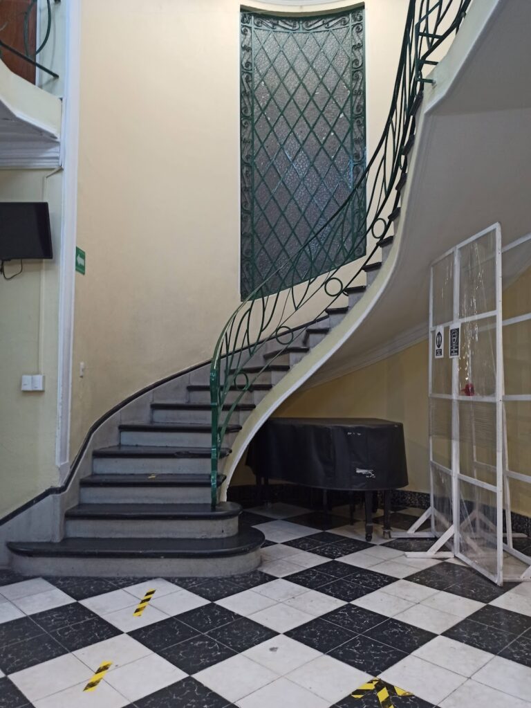 40863 escuela de iniciacion artistica 1 768x1023