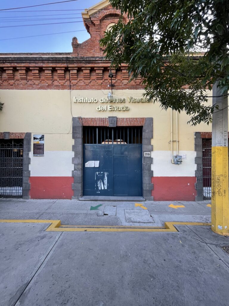 41057 instituto de artes visuales del estado de puebla 768x1024