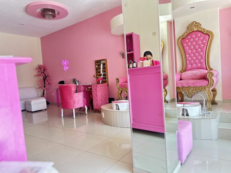 4203 pink vintage spa 768x576