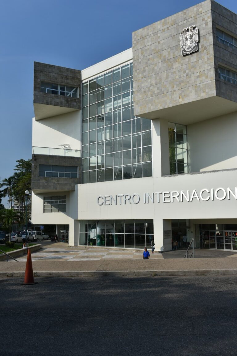 42420 universidad juarez autonoma de tabasco 768x1152