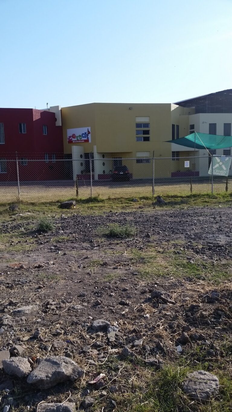 42741 guarderia cendi 768x1365