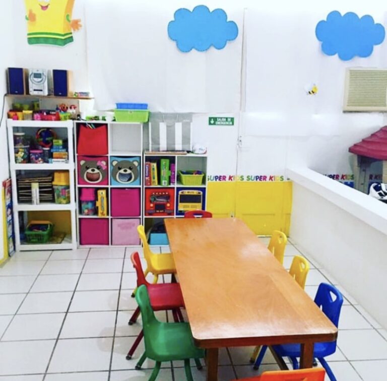 42931 super kids 768x756