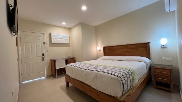 42965 hotel baja 768x432