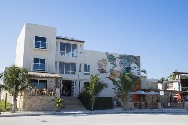 43032 casa viento hotel ciudad del carmen 768x512