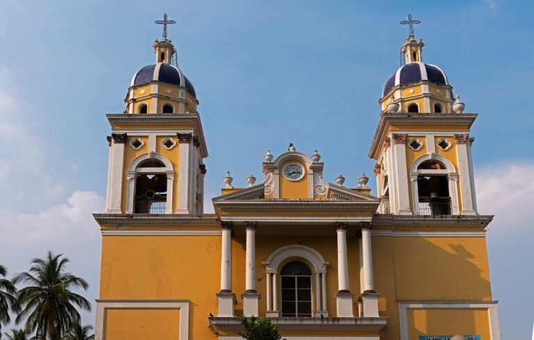 43083 concierge plaza la villa 768x489