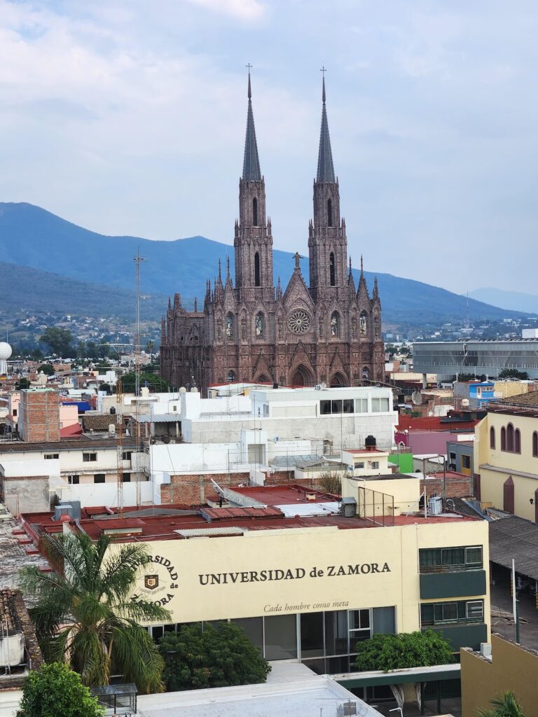 43211 terrass hotel zamora 768x1024