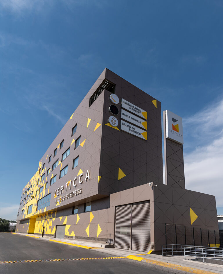 43219 verticca hotel 768x943