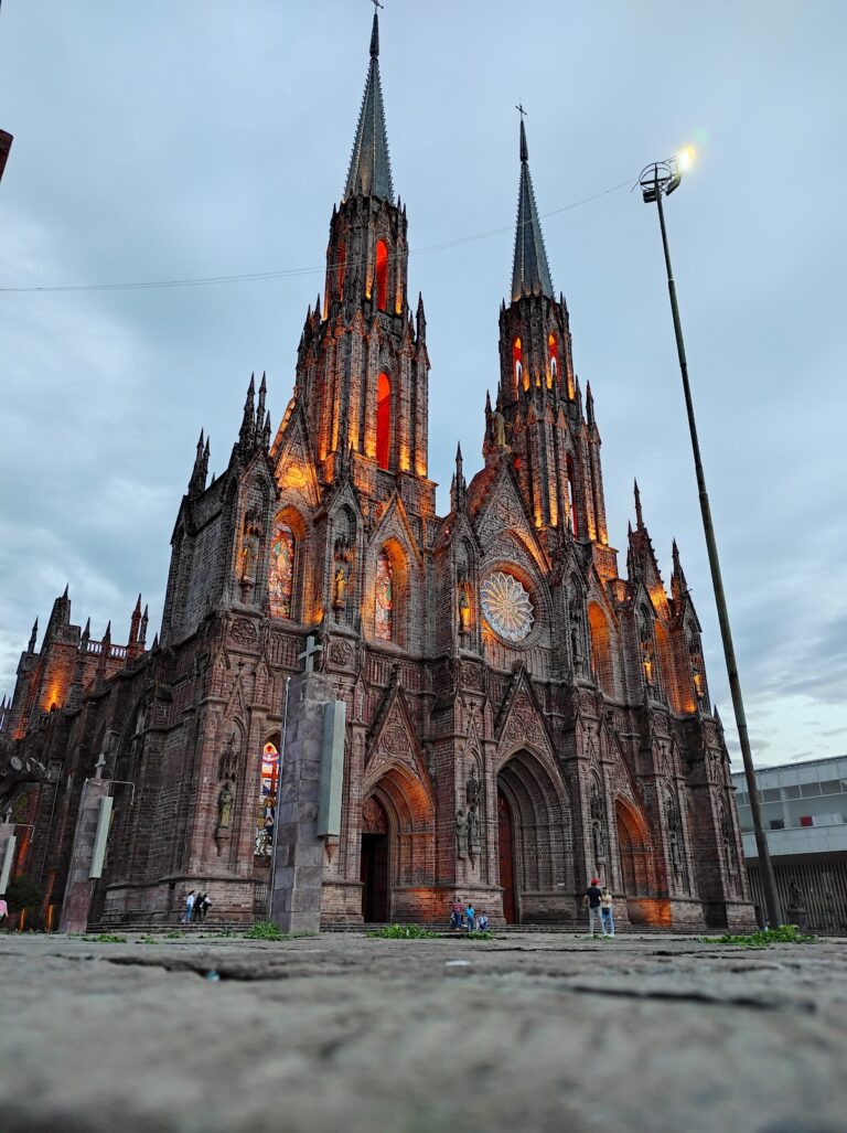 43233 hotel mexico 768x1027