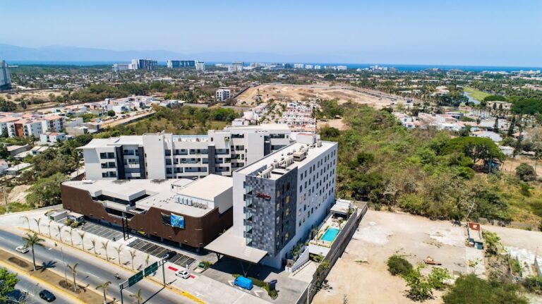 43279 hampton inn by hilton nuevo vallarta 768x431