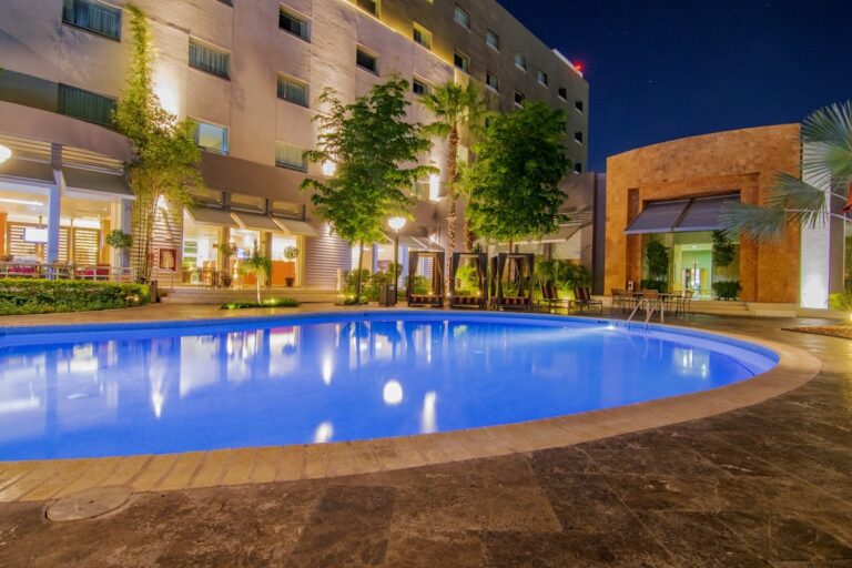 43383 hotel lucerna hermosillo 768x512