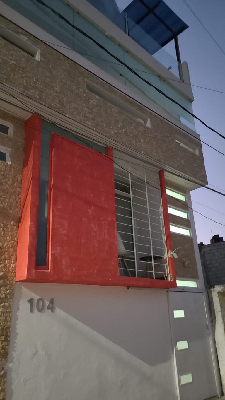 43648 hospedaje casa vazquez 768x1366