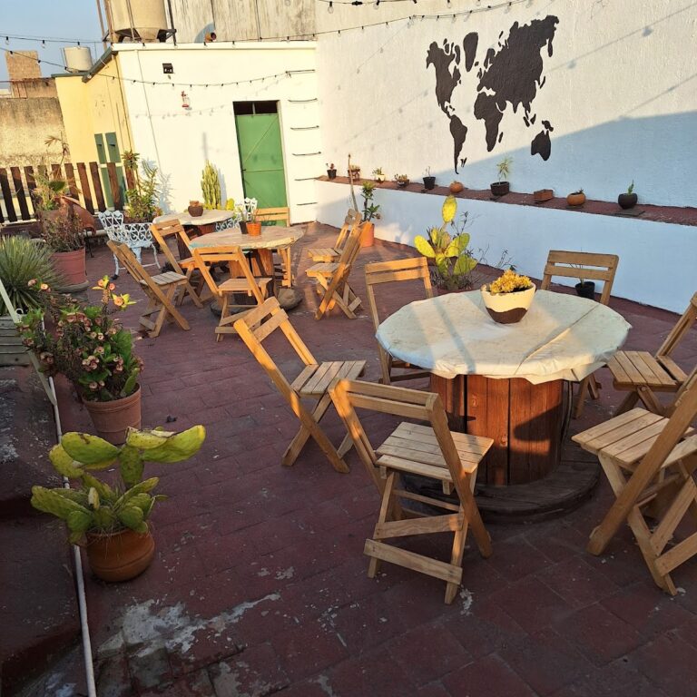 43657 hostal guadalajara 768x768