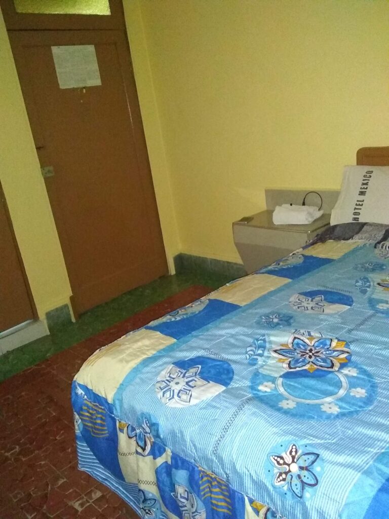 43705 hotel mexico 768x1024