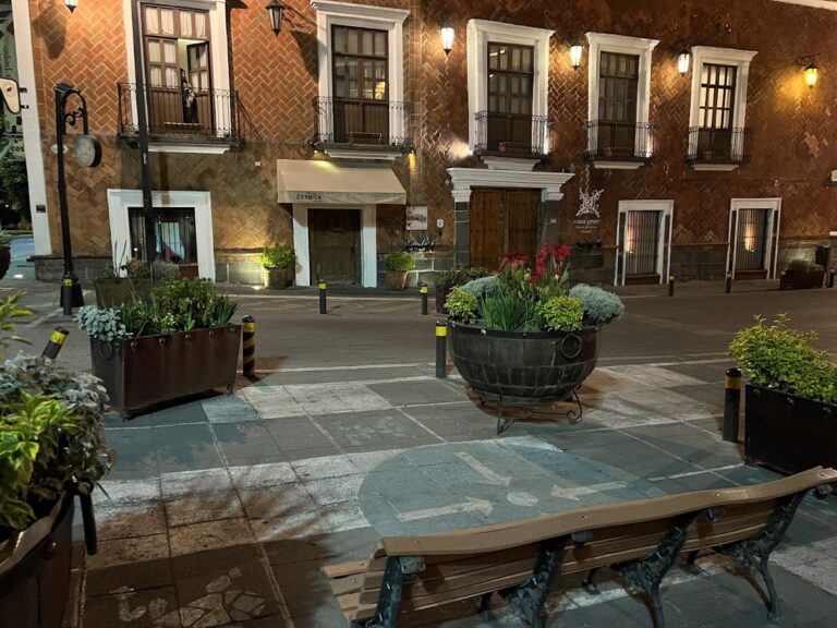 43756 casa pepe hostel boutique puebla 768x576