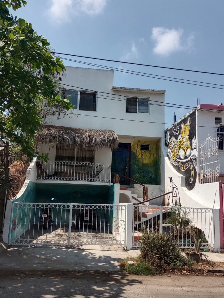 43760 hotel posada casablanca huatulco 768x1024