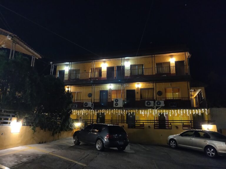 43845 mi hotelito 768x576