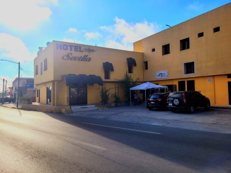 43890 hotel sevilla 768x576