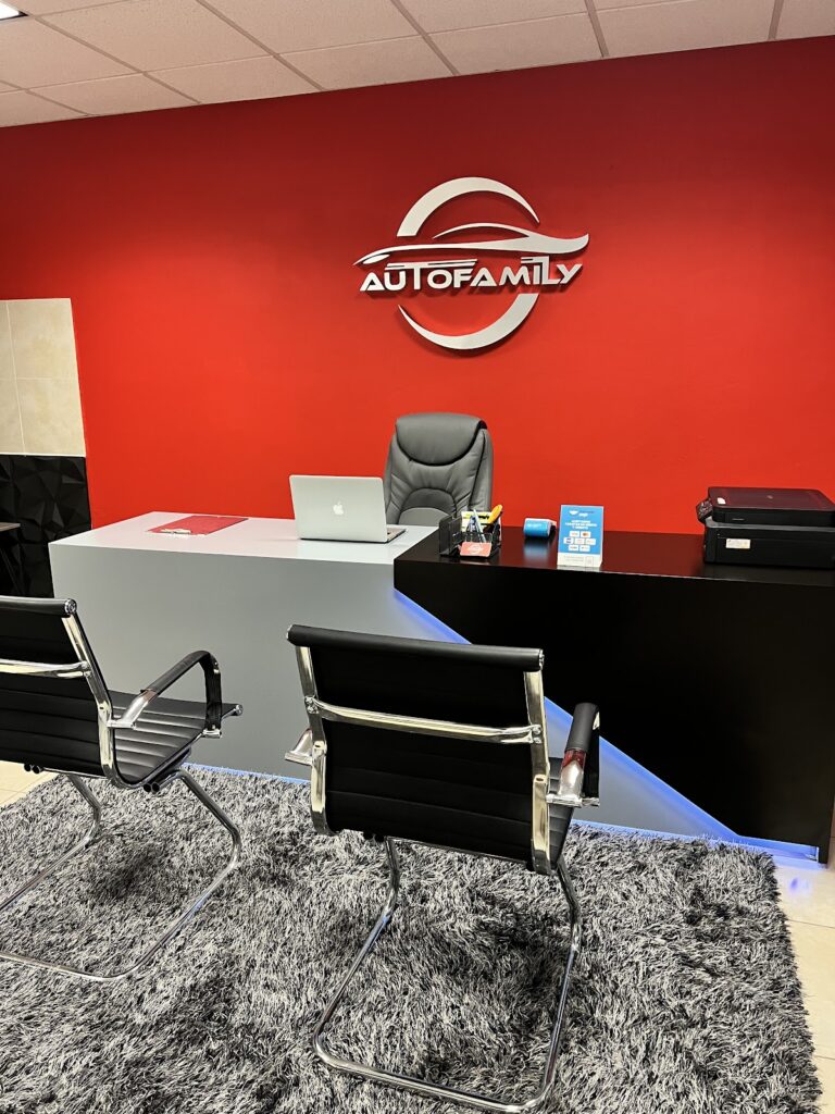 44142 autofamily car rental 768x1024