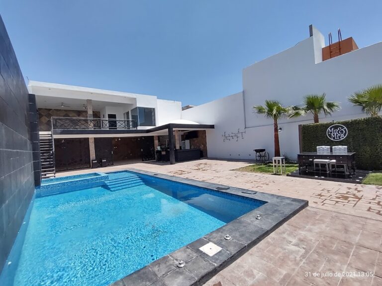 45528 malaga salon de eventos 768x575