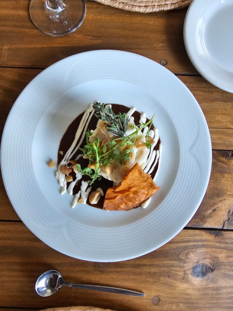 45601 banquetes dona elodia 768x1024